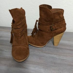 Women’s booties